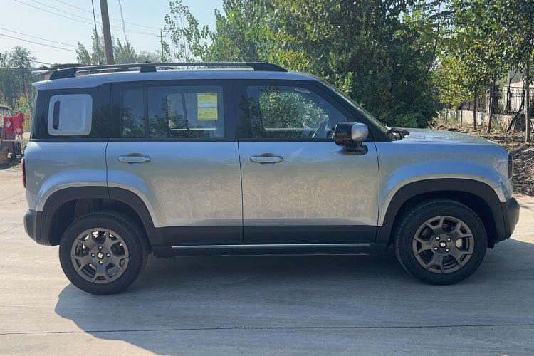 Used Baojun Spark EUV 2026 301km Flagship Edition Exterior 2