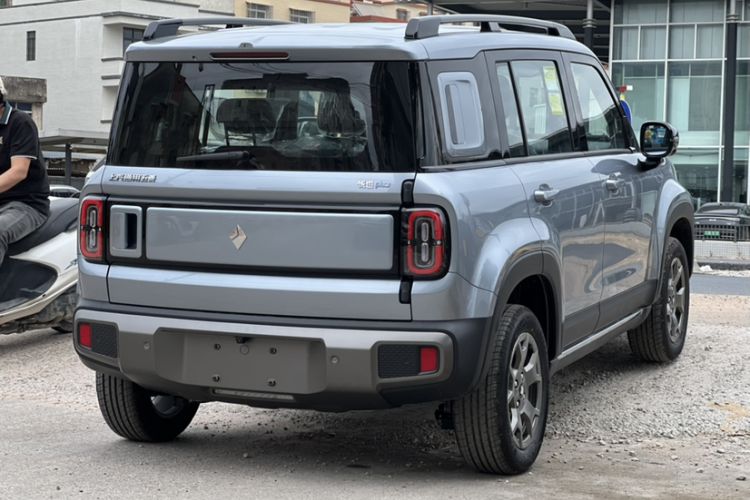 Used Baojun Spark EUV 2026 301km Flagship Edition Exterior 4