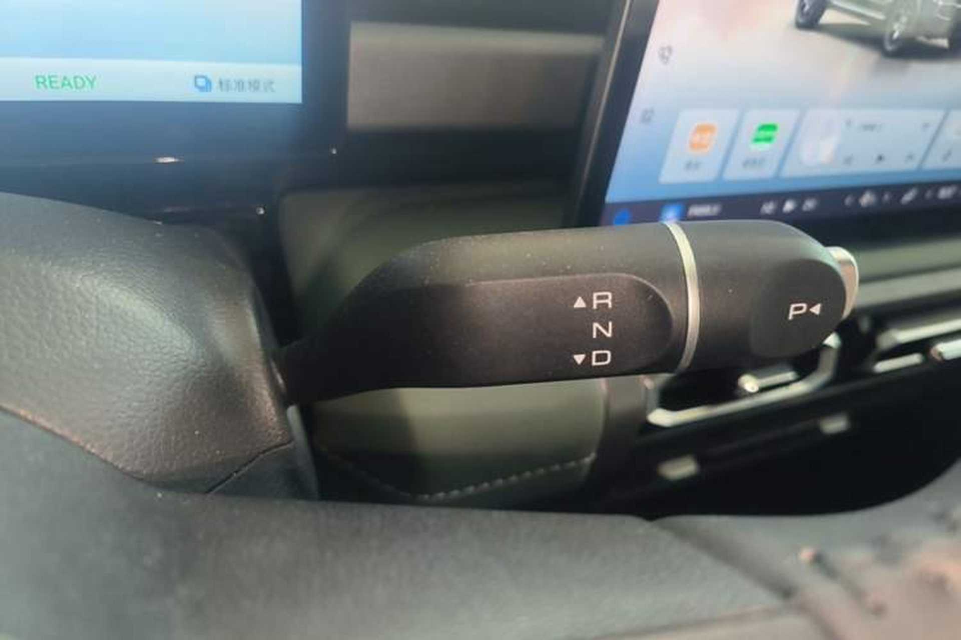 Used Baojun Spark EUV 2026 301km Flagship Edition Gear Lever
