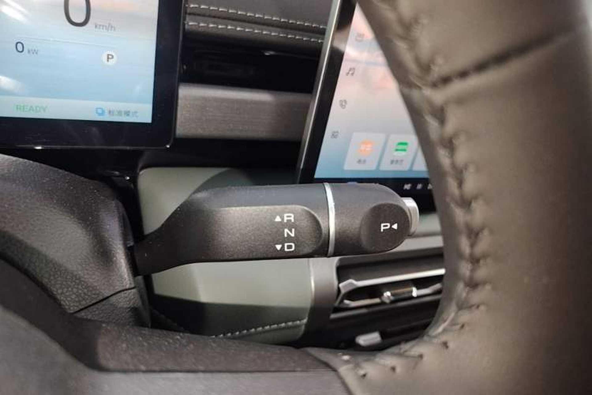 Used Baojun Spark EUV 2026 301km Flagship Edition Gear Lever