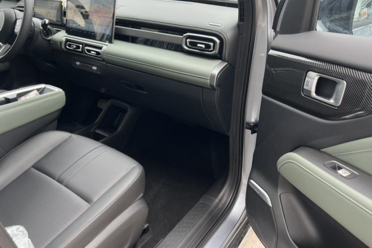 Used Baojun Spark EUV 2026 301km Flagship Edition Gear Lever