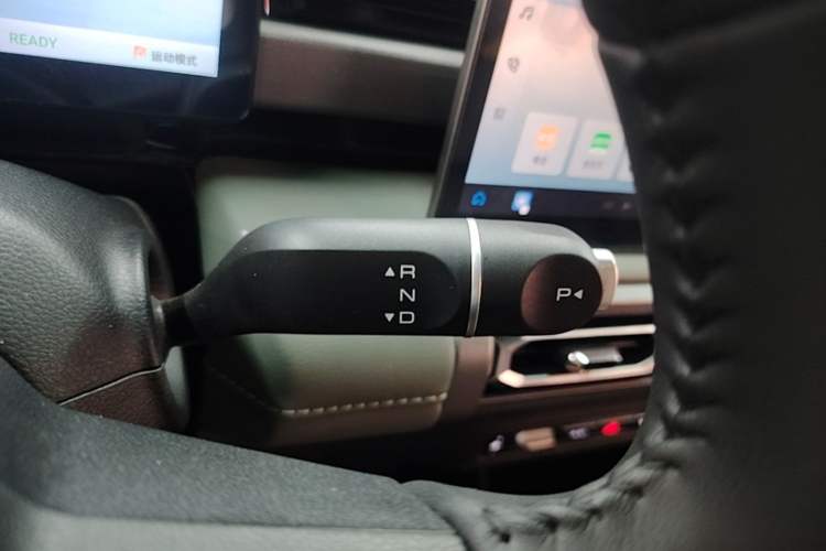Used Baojun Spark EUV 2026 Model 501km Smart Luxury Edition Gear Lever