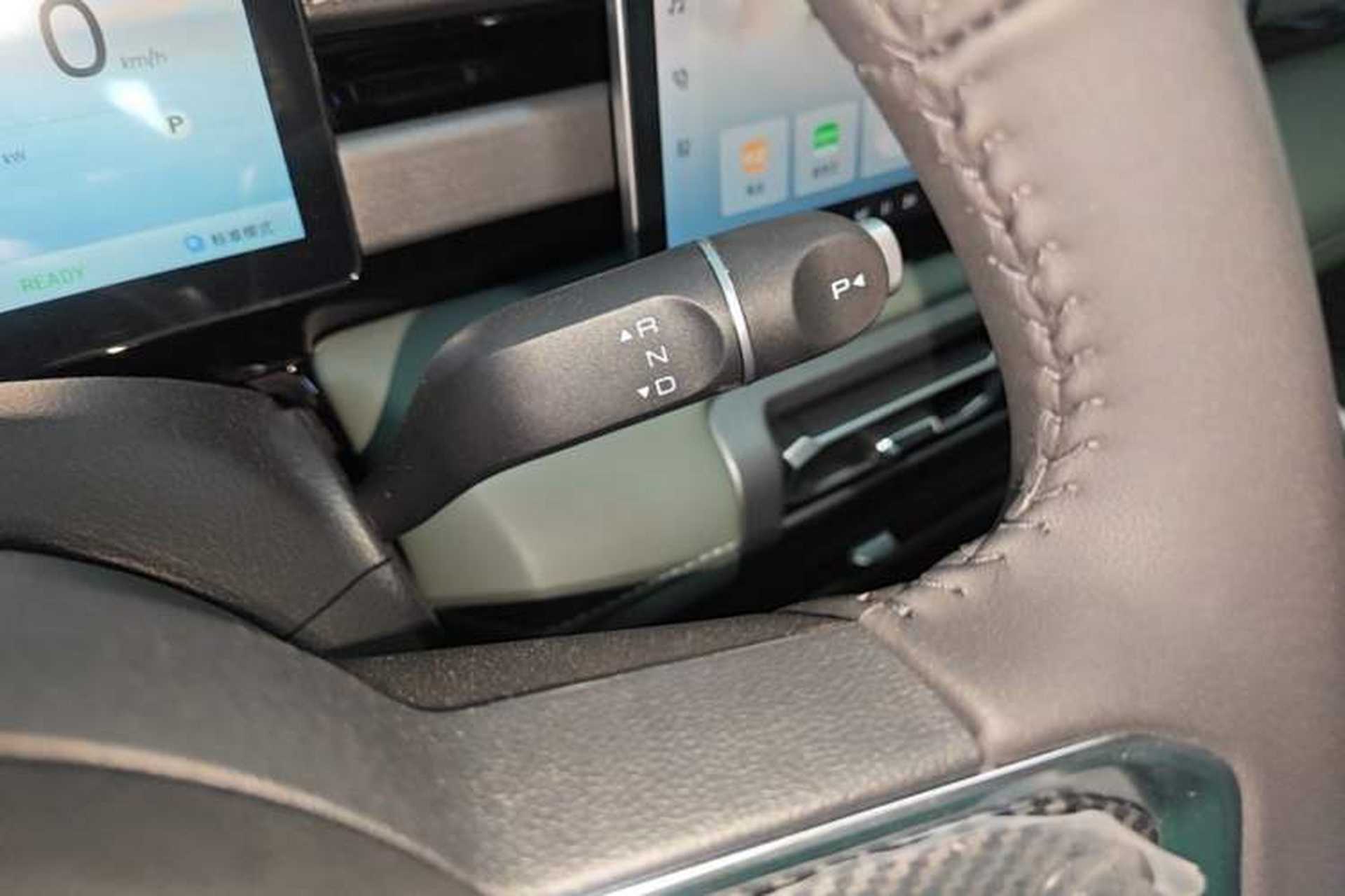 Used Baojun Spark EUV 2026 301km Flagship Edition Gear Lever