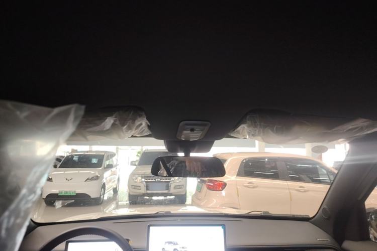 Used Baojun Spark EUV 2026 301km Flagship Edition Headliner