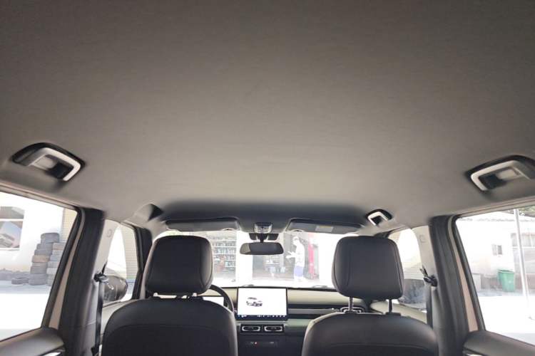 Used Baojun Spark EUV 2026 301km Flagship Edition Headliner