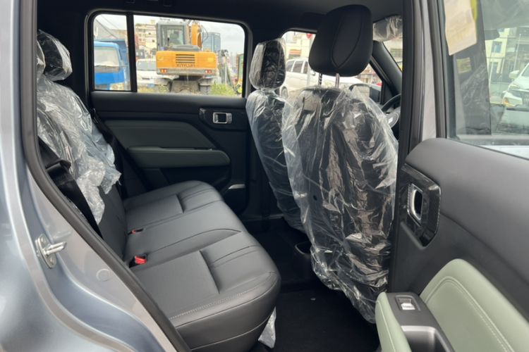 Used Baojun Spark EUV 2026 301km Flagship Edition Interior 13
