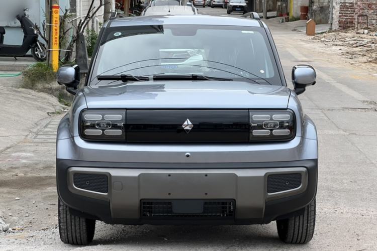 Used Baojun Spark EUV 2026 301km Flagship Edition Interior 7