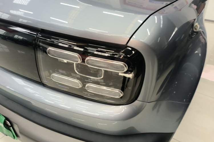 Used Baojun Spark EUV 2026 301km Flagship Edition Left Front Headlight