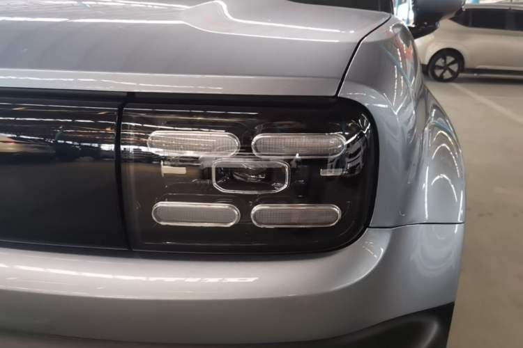 Used Baojun Spark EUV 2026 301km Flagship Edition Left Front Headlight
