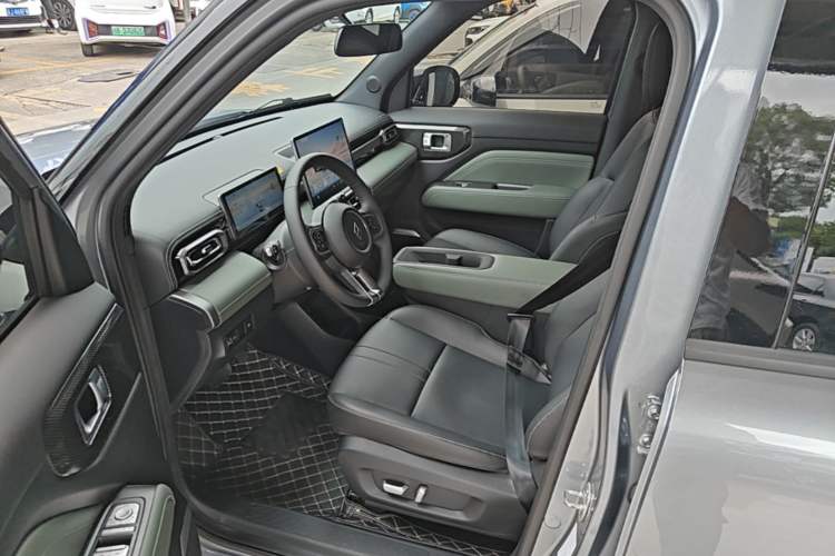 Used Baojun Spark EUV 2026 301km Flagship Edition Left Front Seat