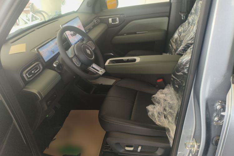 Used Baojun Spark EUV 2026 301km Flagship Edition Left Front Seat