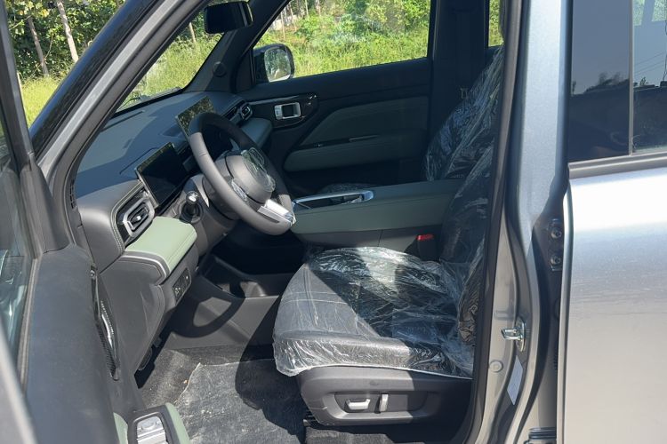 Used Baojun Spark EUV 2026 301km Flagship Edition Left Front Seat