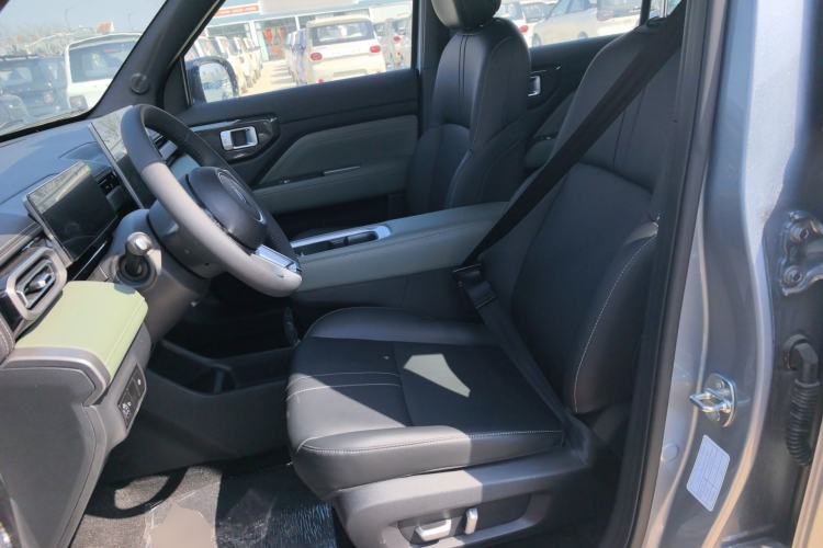 Used Baojun Spark EUV 2026 301km Flagship Edition Left Front Seat