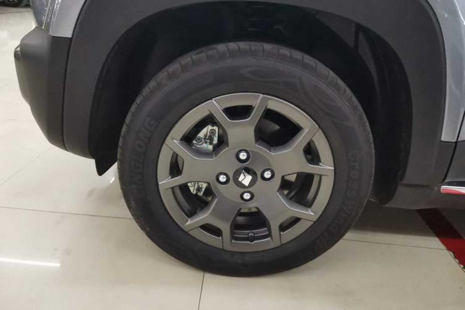 Used Baojun Spark EUV 2026 301km Flagship Edition Left Front Wheel Hub