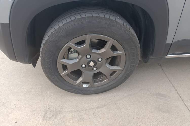 Used Baojun Spark EUV 2026 301km Flagship Edition Left Front Wheel Hub