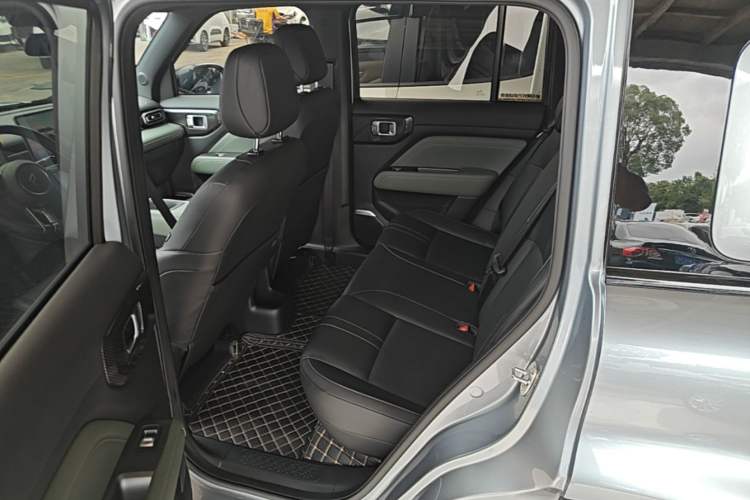 Used Baojun Spark EUV 2026 301km Flagship Edition Left Rear Seat