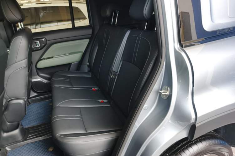 Used Baojun Spark EUV 2026 301km Flagship Edition Left Rear Seat