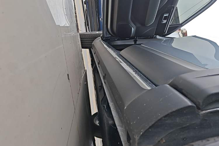 Used Baojun Spark EUV 2026 301km Flagship Edition Left Side Sill