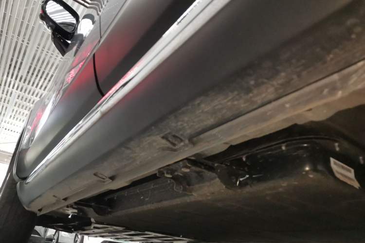 Used Baojun Spark EUV 2026 301km Flagship Edition Left Side Sill