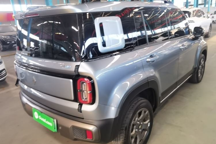 Used Baojun Spark EUV 2026 301km Flagship Edition Rear Right 45 Deg
