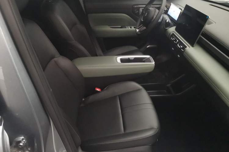 Used Baojun Spark EUV 2026 301km Flagship Edition Right Front Seat