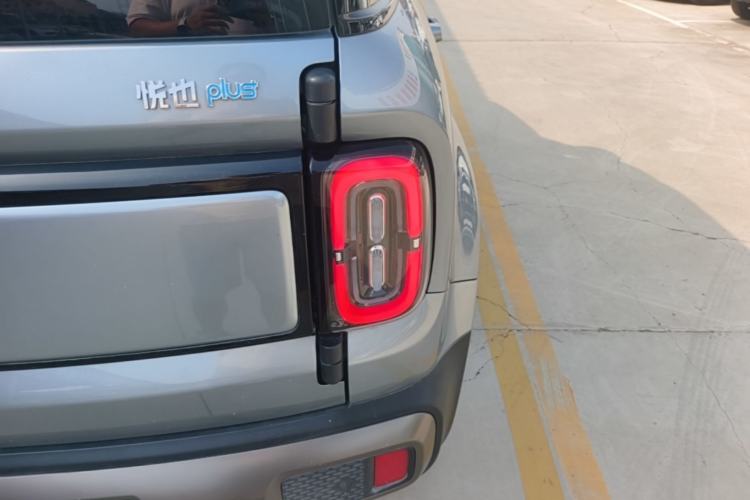 Used Baojun Spark EUV 2026 301km Flagship Edition Right Rear Taillight