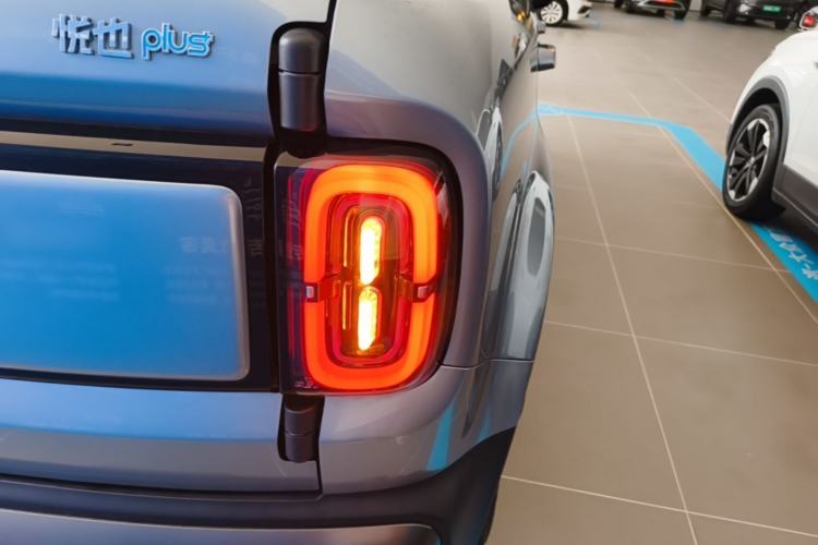 Used Baojun Spark EUV 2026 301km Flagship Edition Right Rear Taillight