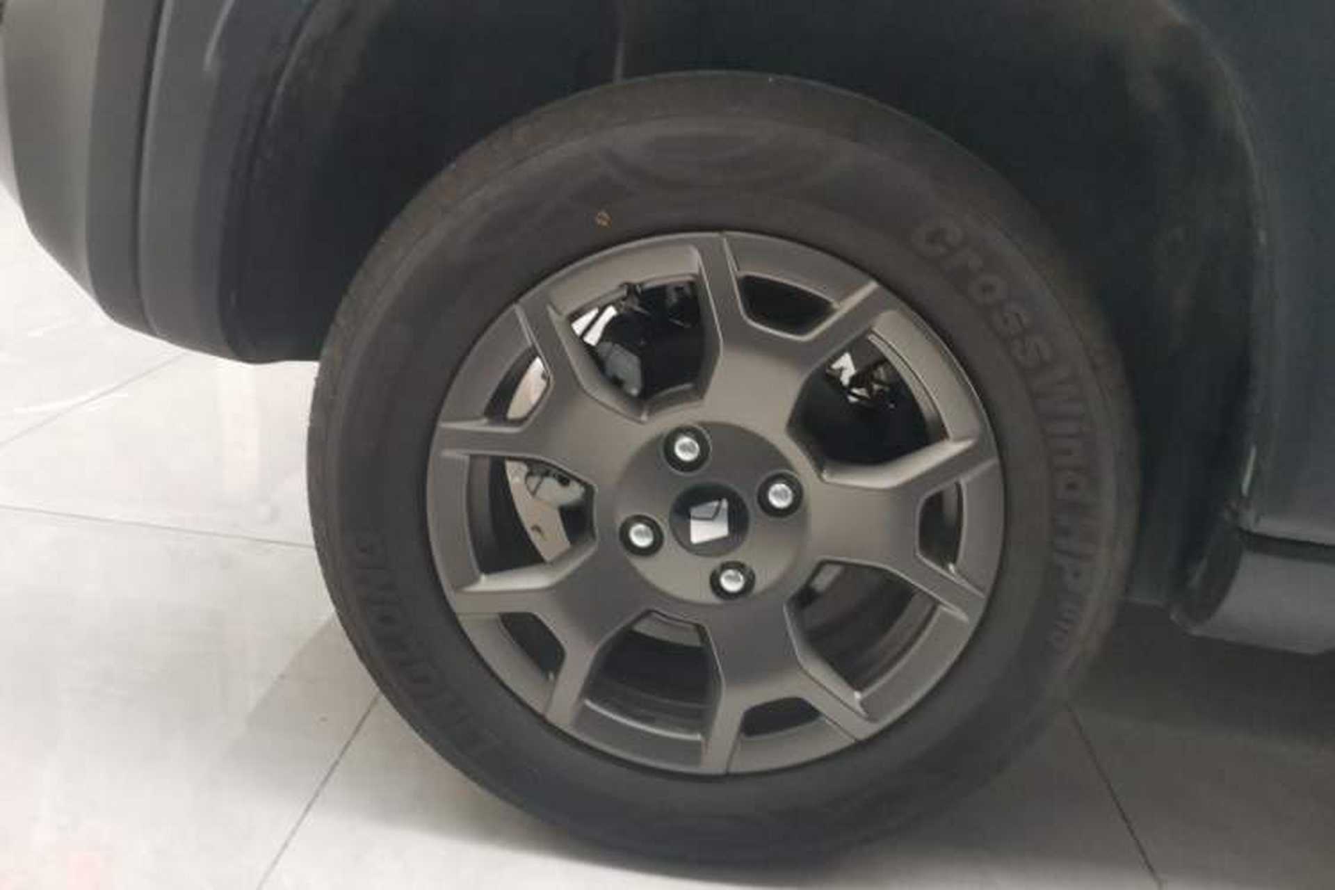 Used Baojun Spark EUV 2026 301km Flagship Edition Right Rear Wheel Hub