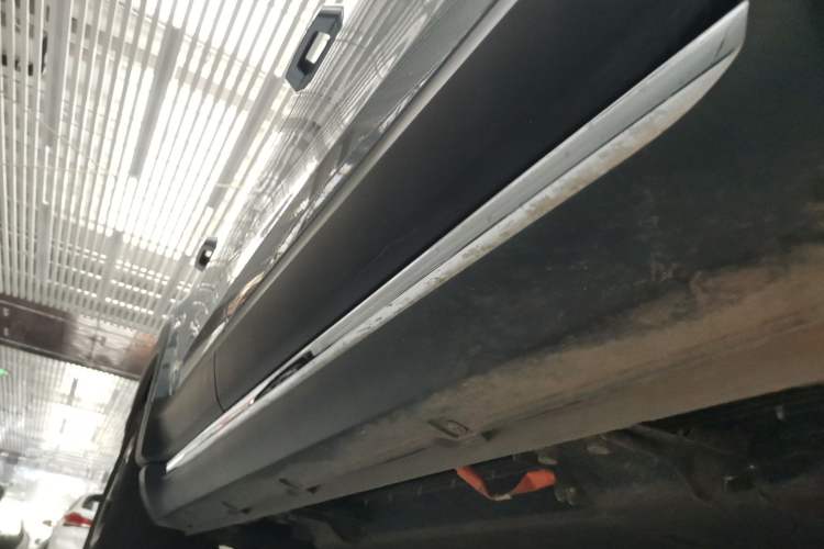 Used Baojun Spark EUV 2026 301km Flagship Edition Right Side Sill