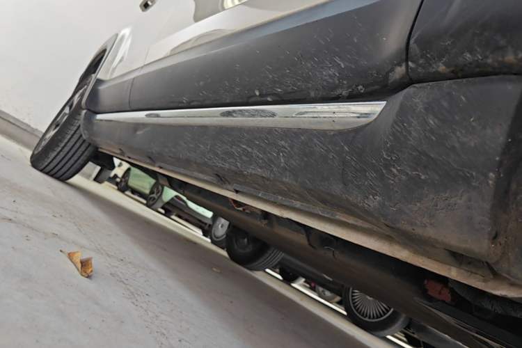 Used Baojun Spark EUV 2026 301km Flagship Edition Right Side Sill