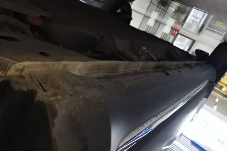 Used Baojun Spark EUV 2026 301km Flagship Edition Right Side Sill