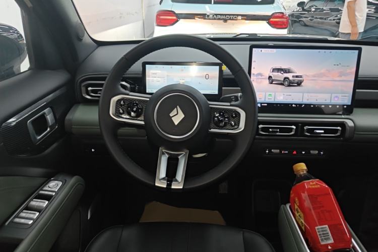 Used Baojun Spark EUV 2026 301km Flagship Edition Steering Wheel