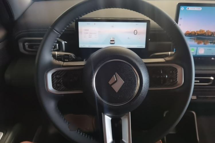 Used Baojun Spark EUV 2026 301km Flagship Edition Steering Wheel