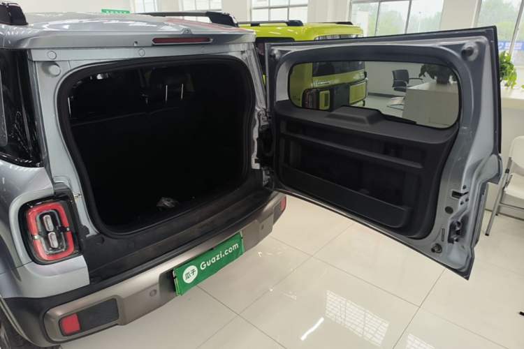 Used Baojun Spark EUV 2026 301km Flagship Edition Trunk