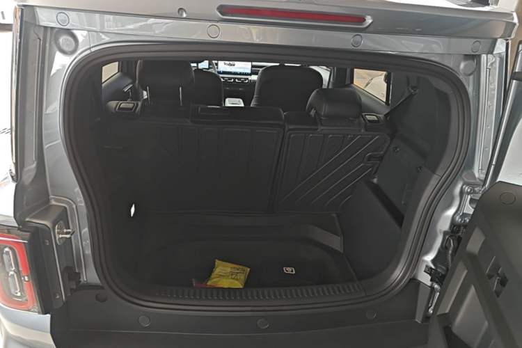 Used Baojun Spark EUV 2026 301km Flagship Edition Trunk