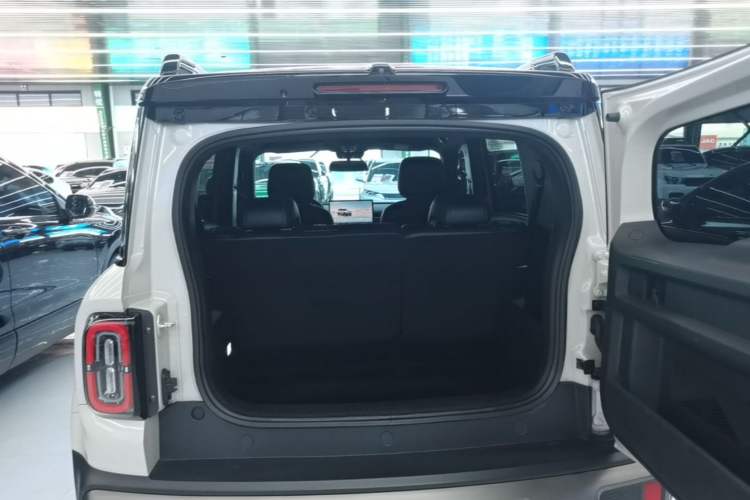 Used Baojun Spark EUV 2026 301km Flagship Edition Trunk