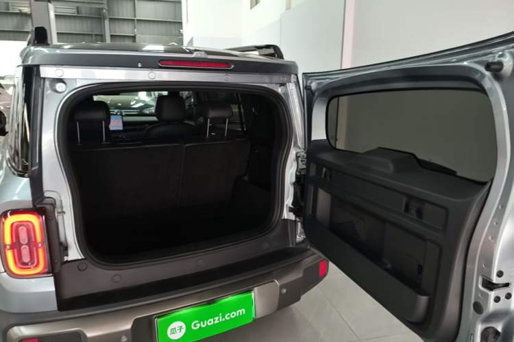 Used Baojun Spark EUV 2026 301km Flagship Edition Trunk