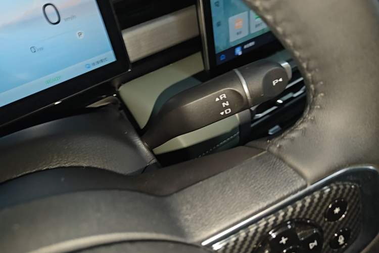Used Baojun Spark EUV 2026 Model 501km Flagship Edition Gear Lever