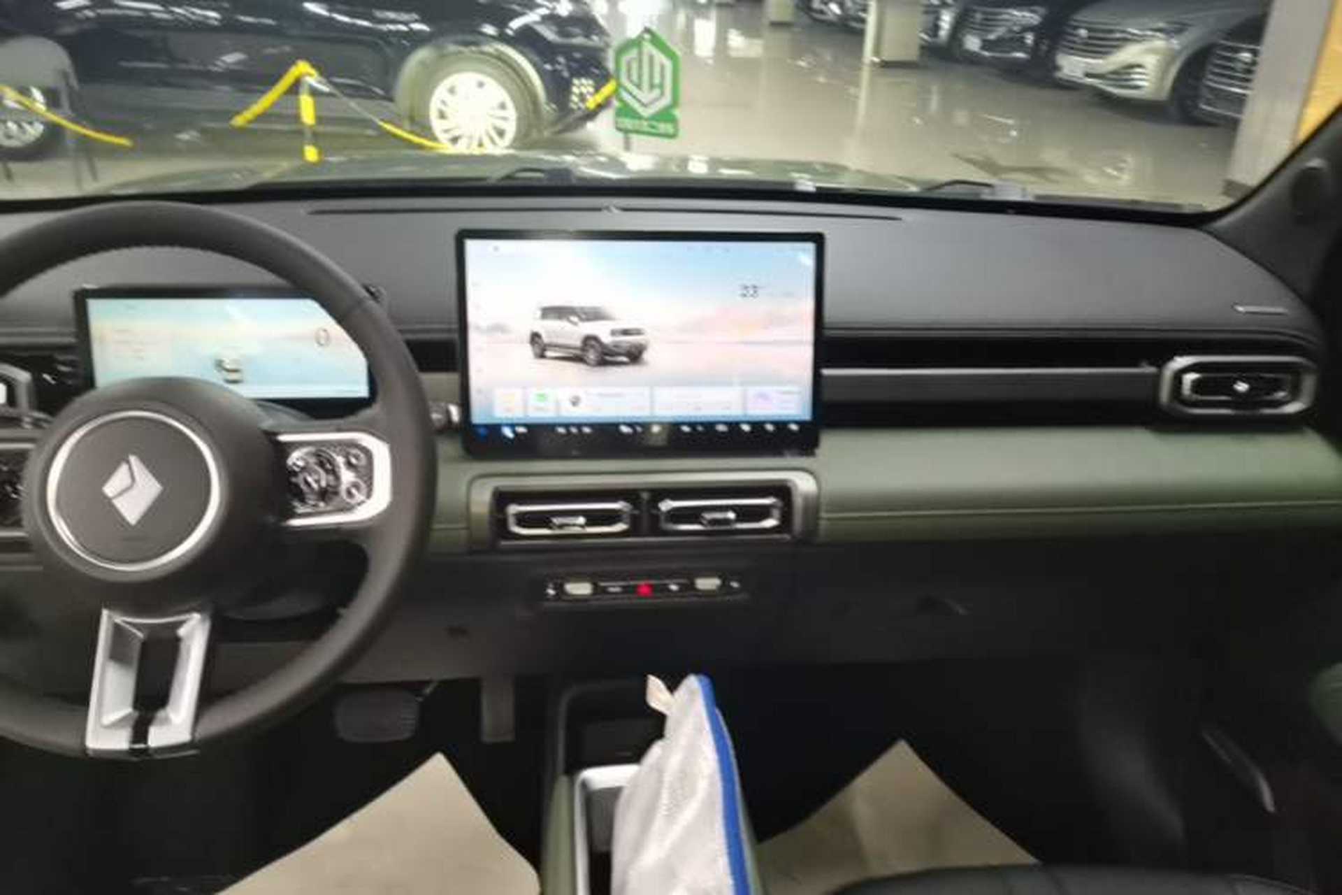 Used Baojun Spark EUV 2026 Model 401km Flagship Edition Audio And AC Panel