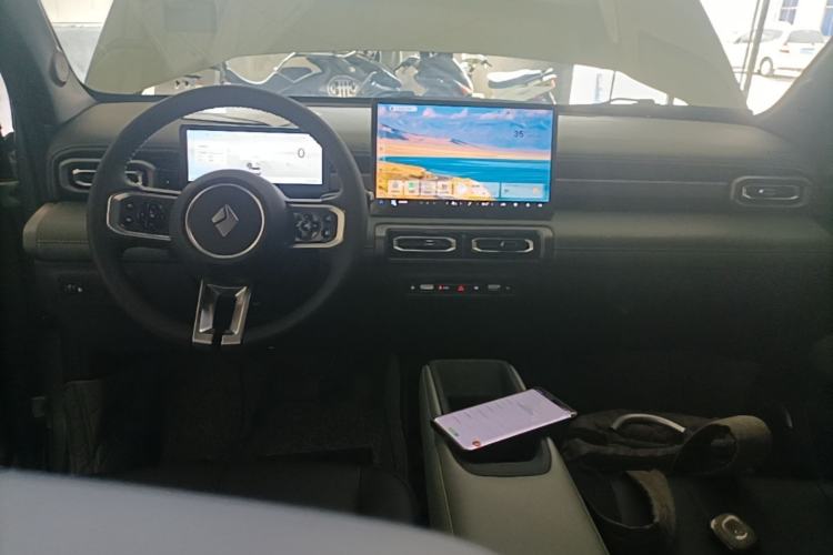 Used Baojun Spark EUV 2026 Model 501km Flagship Edition Center Console