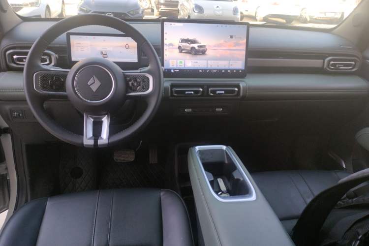 Used Baojun Spark EUV 2026 301km Flagship Edition Center Console