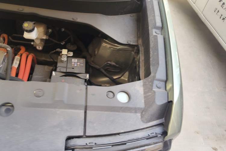Used Baojun Spark EUV 2026 Model 501km Flagship Edition Engine Bay Left