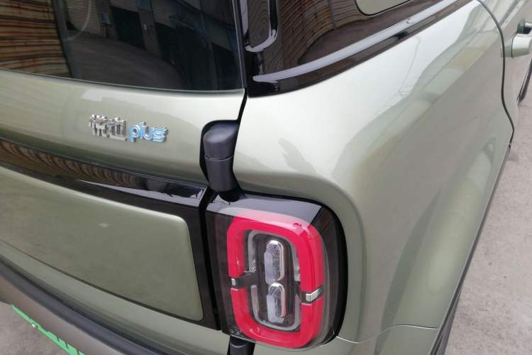 Used Baojun Spark EUV 2026 Model 501km Flagship Edition Exterior 3