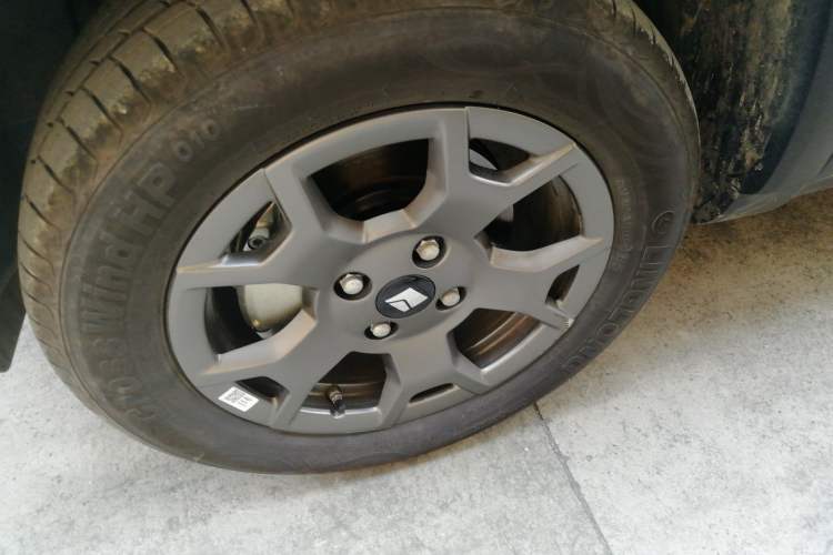 Used Baojun Spark EUV 2026 Model 501km Flagship Edition Exterior 4