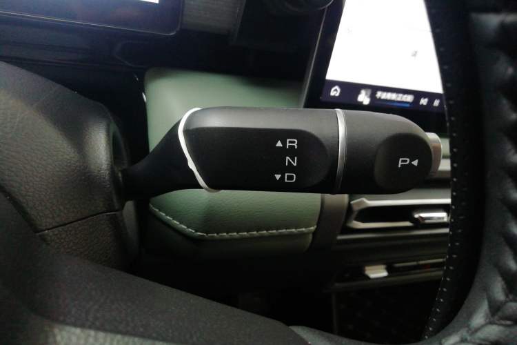 Used Baojun Spark EUV 2026 Model 501km Flagship Edition Gear Lever