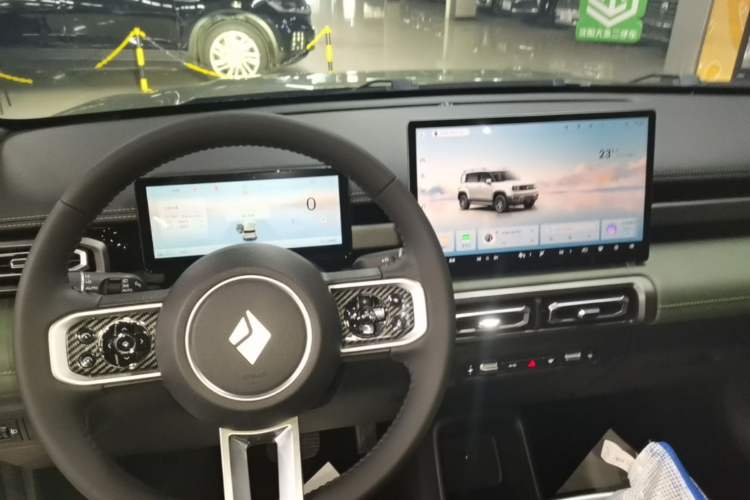 Used Baojun Spark EUV 2026 Model 401km Flagship Edition Gear Lever