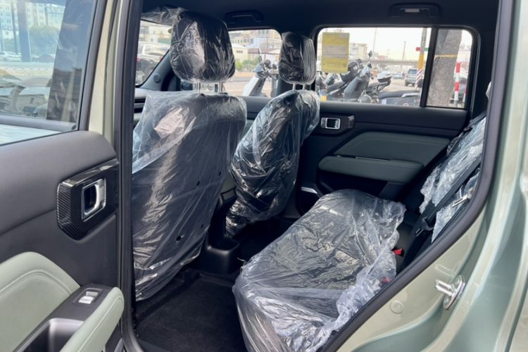 Used Baojun Spark EUV 2026 301km Flagship Edition Interior 3