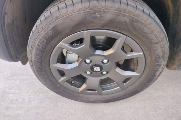 Used Baojun Spark EUV 2026 301km Flagship Edition Left Front Wheel Hub
