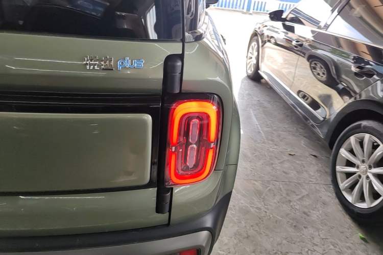 Used Baojun Spark EUV 2026 Model 401km Flagship Edition Right Rear Taillight