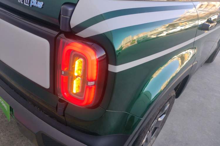 Used Baojun Spark EUV 2026 301km Flagship Edition Right Rear Taillight